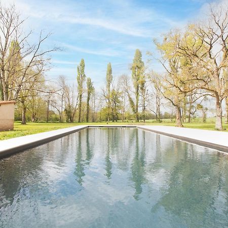 Le Clos Du Gue Pressac Luaran gambar