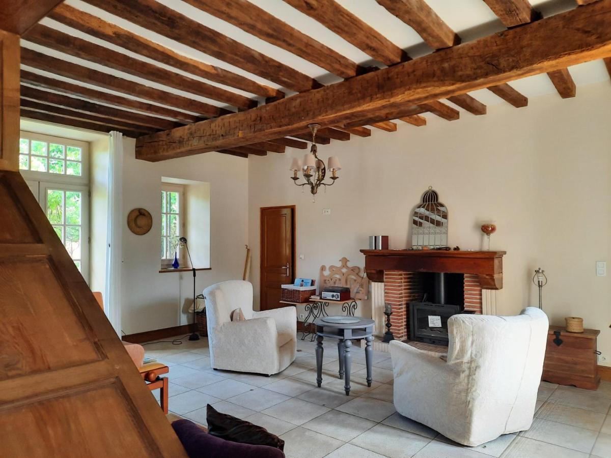 Le Clos Du Gue Pressac Luaran gambar