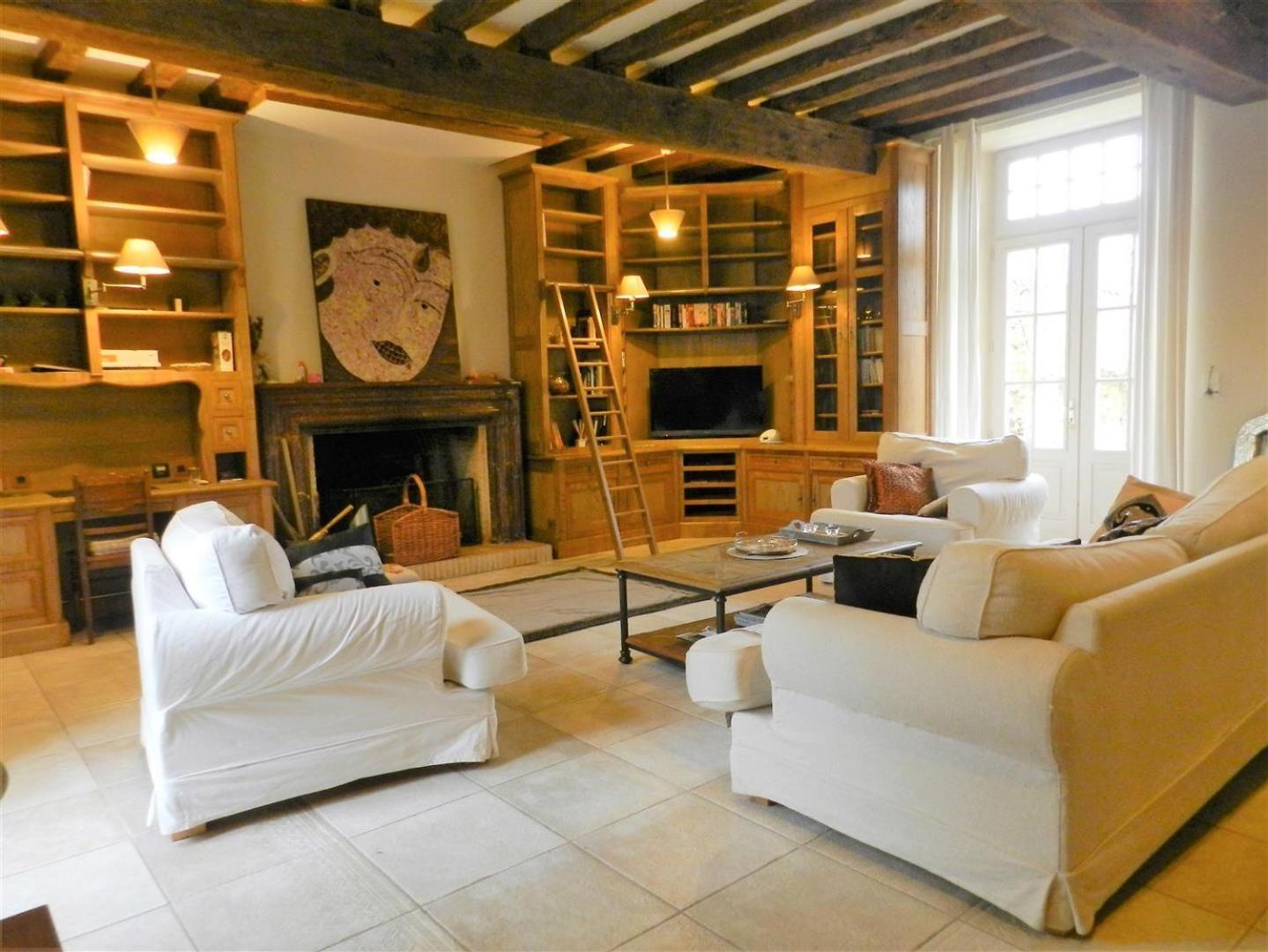 Le Clos Du Gue Pressac Bilik gambar