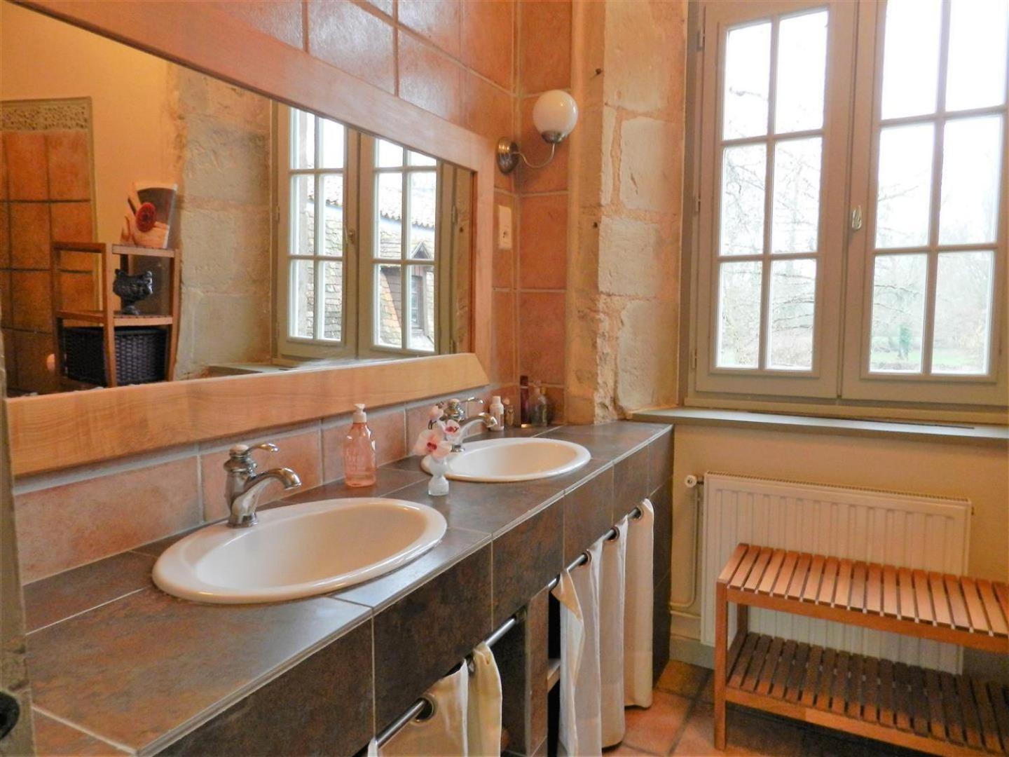 Le Clos Du Gue Pressac Luaran gambar